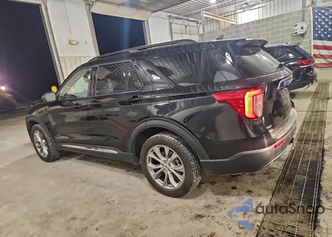2022 Ford Explorer Xlt z USA, uszkodzony, nr VIN 1FMSK8DH4NGC41393